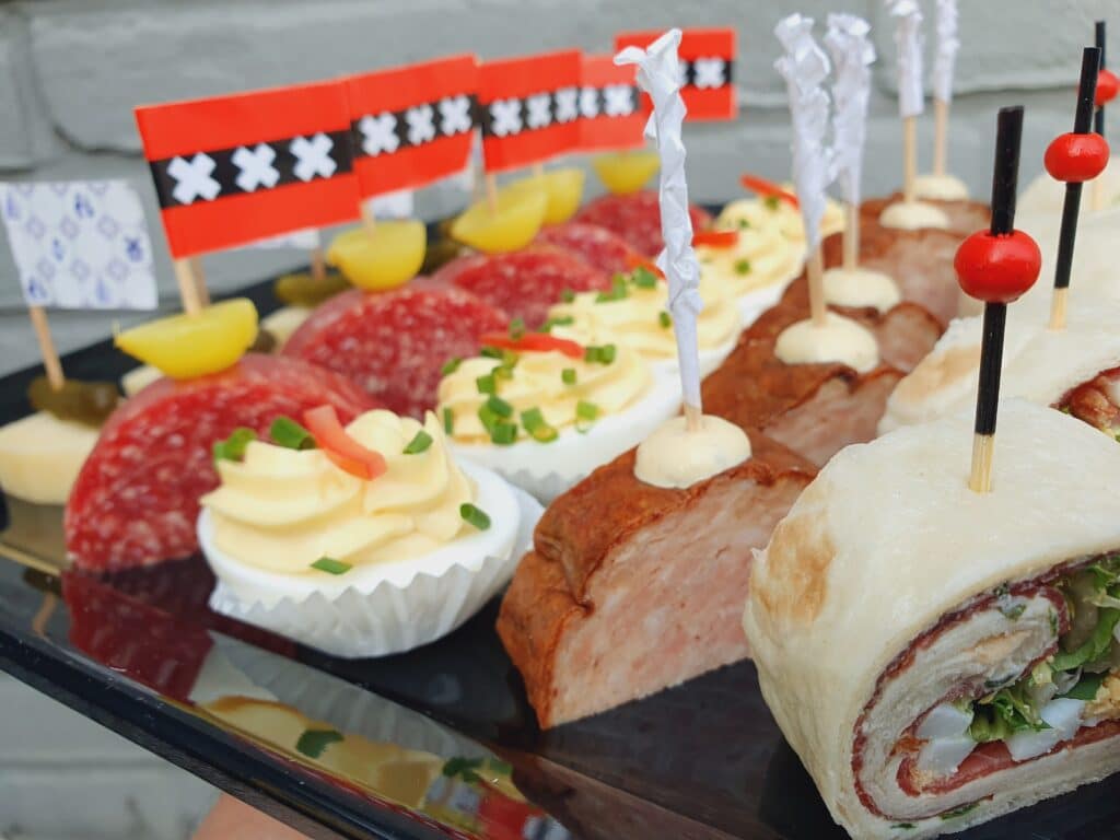 Borrelhapjes bestellen in Alphen aan den Rijn door Aelsmeer Catering en Events